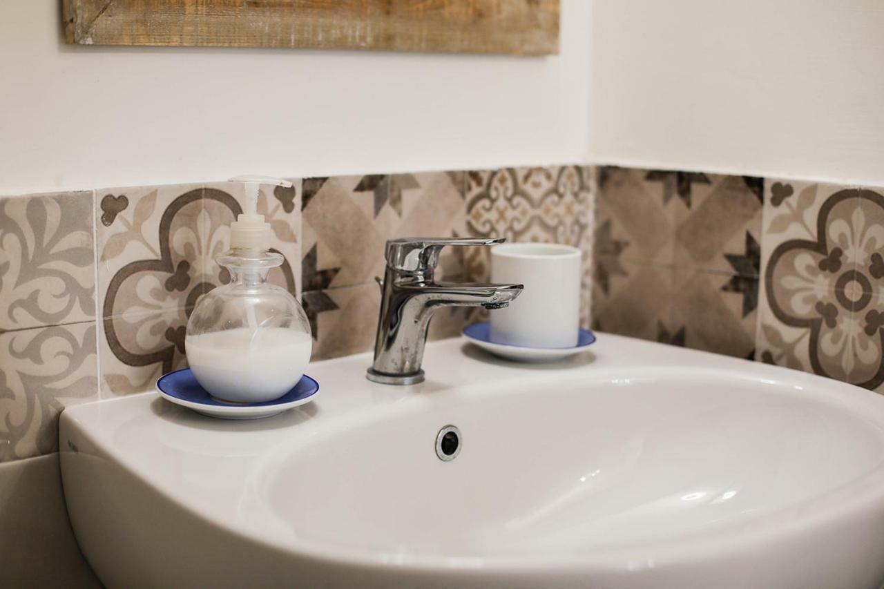 B&B Liola パッティ エクステリア 写真