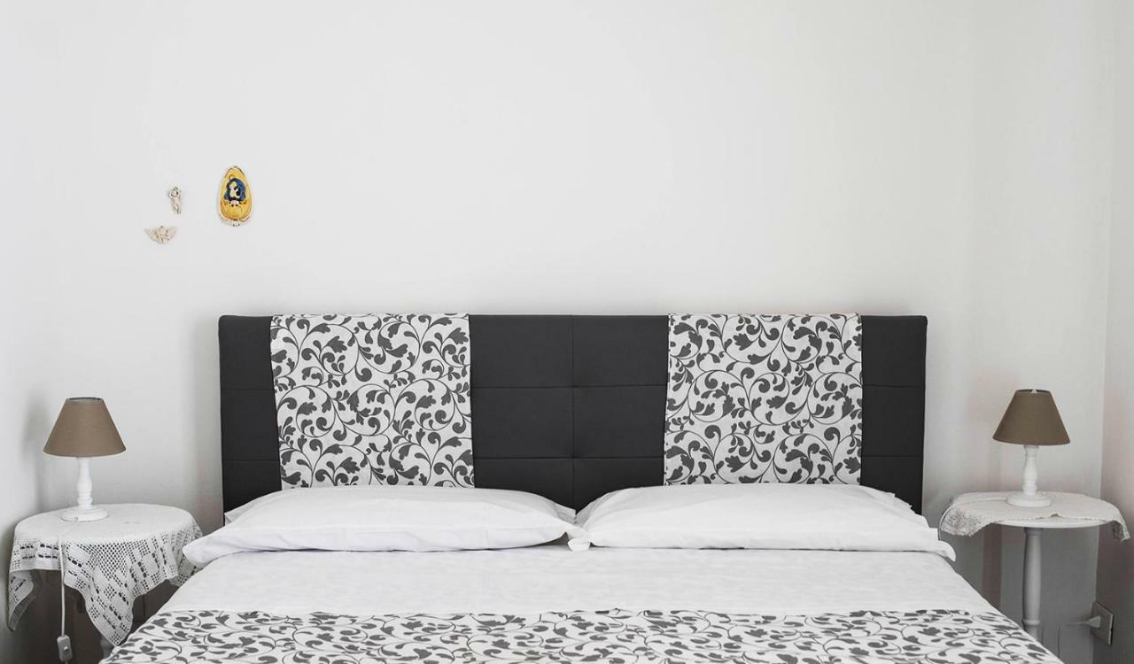 B&B Liola パッティ エクステリア 写真